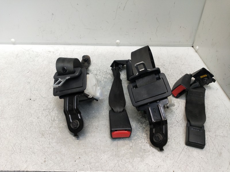 Recambio de juego cinturones trasero para hyundai i40 style blue referencia OEM IAM   