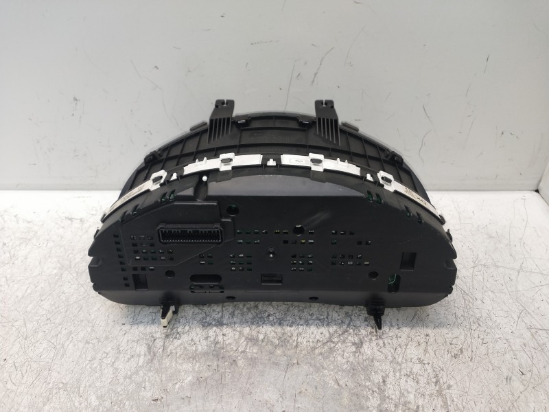 Recambio de cuadro instrumentos para hyundai i40 style blue referencia OEM IAM 940013Z046  