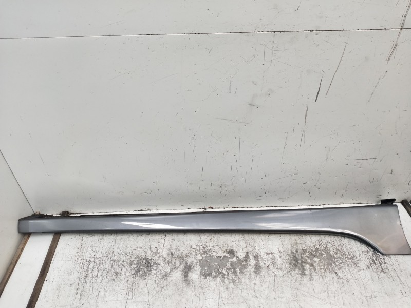 Recambio de faldon lateral para hyundai i40 style blue referencia OEM IAM   DERECHO