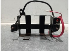 Recambio de caja trasera para keeway superlight 125 referencia OEM IAM   CAJA DE BATERIA 2