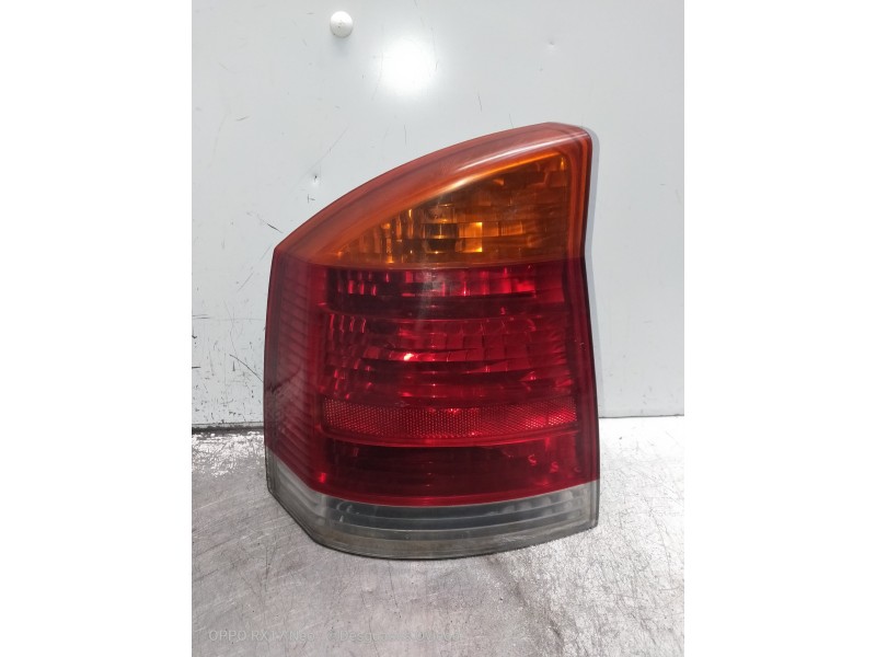 Recambio de piloto trasero izquierdo para opel vectra c berlina club referencia OEM IAM   