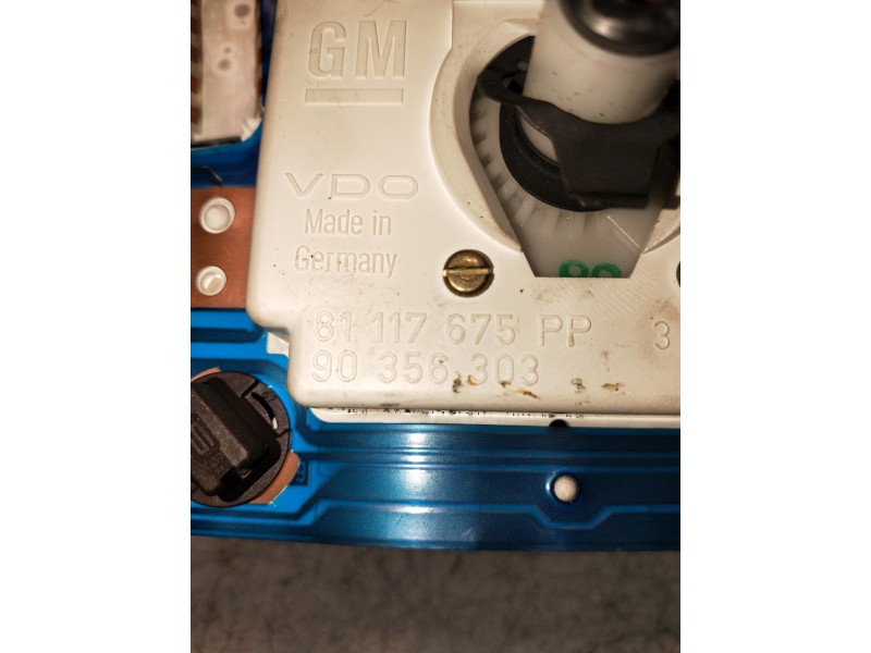 Recambio de cuadro instrumentos para opel vectra a cd diamant referencia OEM IAM 81117675PP 90356303 