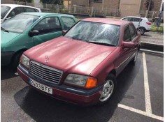 mercedes clase c (w202) berlina del año 2001
