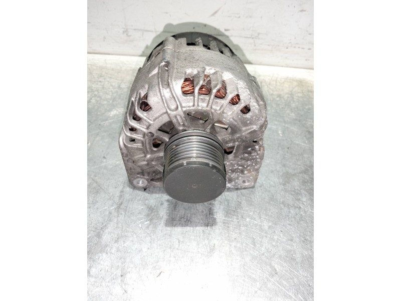 Recambio de alternador para renault megane iii sport tourer dynamique referencia OEM IAM   