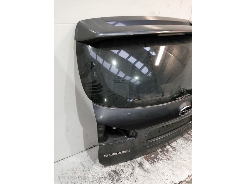 Recambio de porton trasero para subaru tribeca b9 classic referencia OEM IAM   