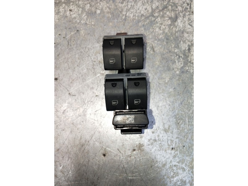 Recambio de mando elevalunas delantero izquierdo para volkswagen polo (9n3) advance referencia OEM IAM 6Q0959858A  