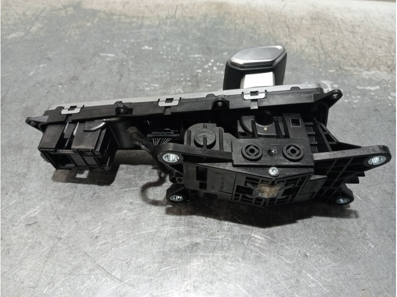 Recambio de palanca cambio para audi a6 berlina (4a2) 40 tdi design referencia OEM IAM 4K1713041H  