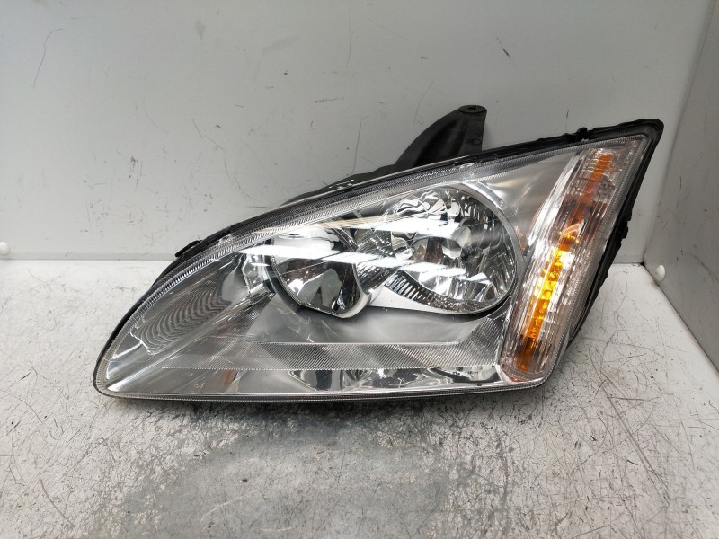 Recambio de faro izquierdo para ford focus berlina (cap) ambiente (d) referencia OEM IAM 4M5113101AD  