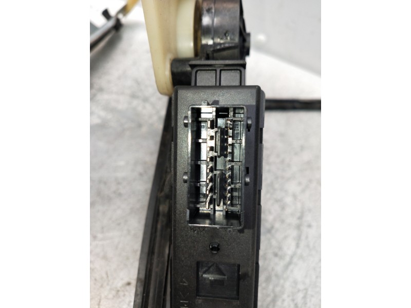 Recambio de elevalunas delantero derecho para citroen c4 picasso exclusive referencia OEM IAM   5P