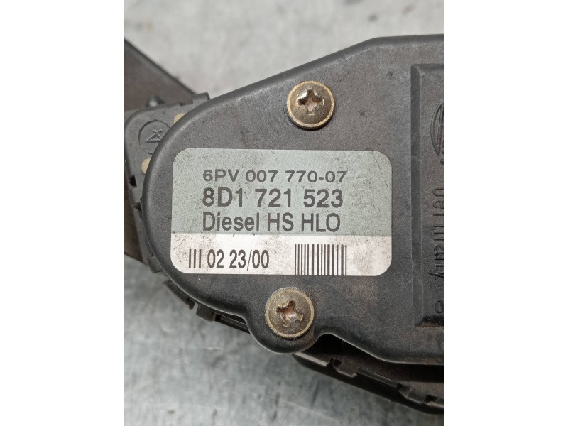 Recambio de potenciometro pedal para volkswagen passat variant (3b5) comfortline referencia OEM IAM 6PV00777007 8D1721523 