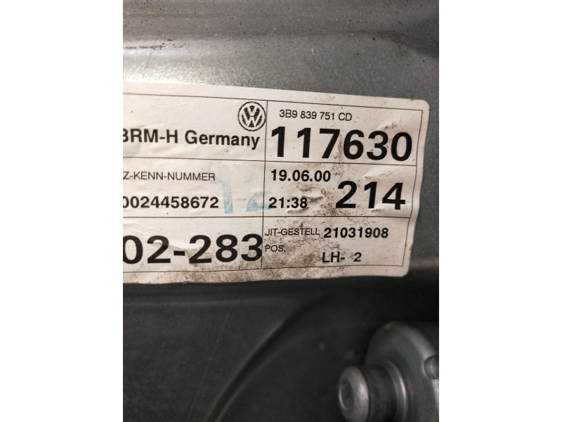 Recambio de elevalunas trasero izquierdo para volkswagen passat variant (3b5) comfortline referencia OEM IAM 3B9839751CD  5P