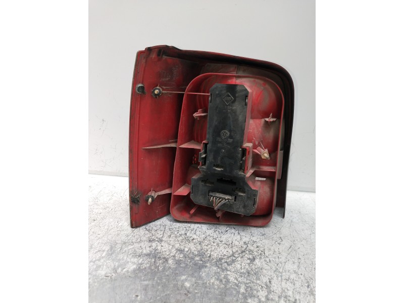 Recambio de piloto trasero derecho para volkswagen passat variant (3b5) comfortline referencia OEM IAM   