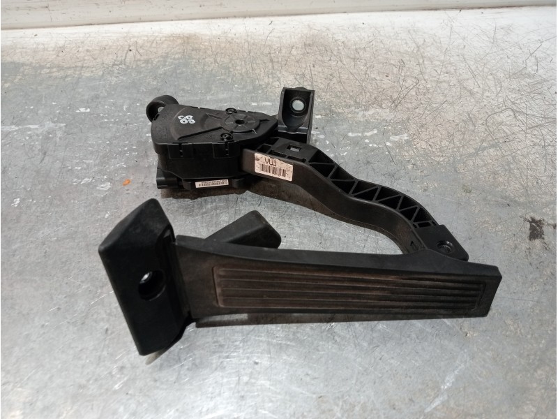 Recambio de potenciometro pedal para hyundai i40 style blue referencia OEM IAM 327263Z000  