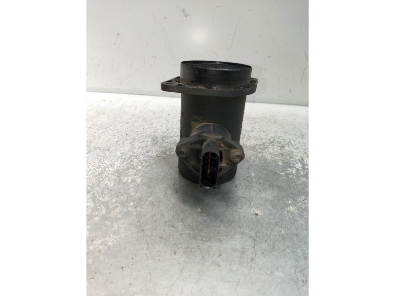 Recambio de caudalimetro para volkswagen passat variant (3b5) comfortline referencia OEM IAM   