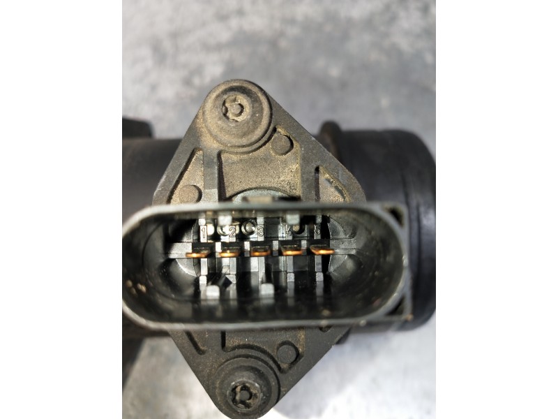 Recambio de caudalimetro para volkswagen passat variant (3b5) comfortline referencia OEM IAM   