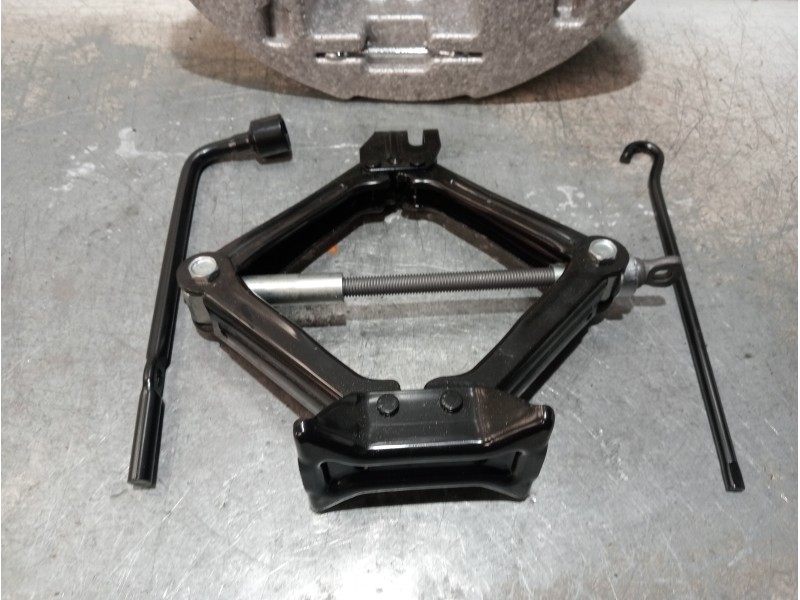 Recambio de gato para hyundai i40 style blue referencia OEM IAM   