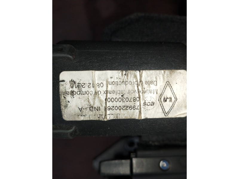 Recambio de bandeja trasera para renault megane iii sport tourer dynamique referencia OEM IAM 799220026R  