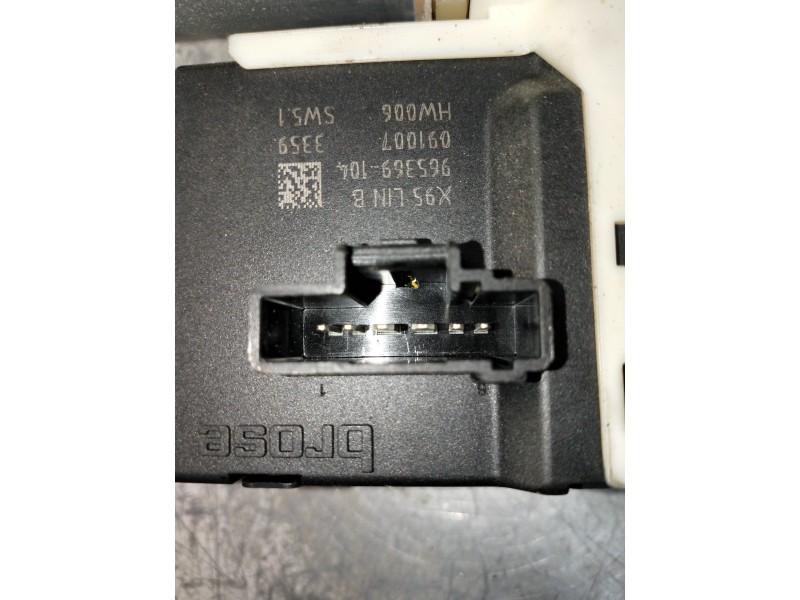 Recambio de elevalunas trasero derecho para renault megane iii sport tourer dynamique referencia OEM IAM 827200008 920041100 5P