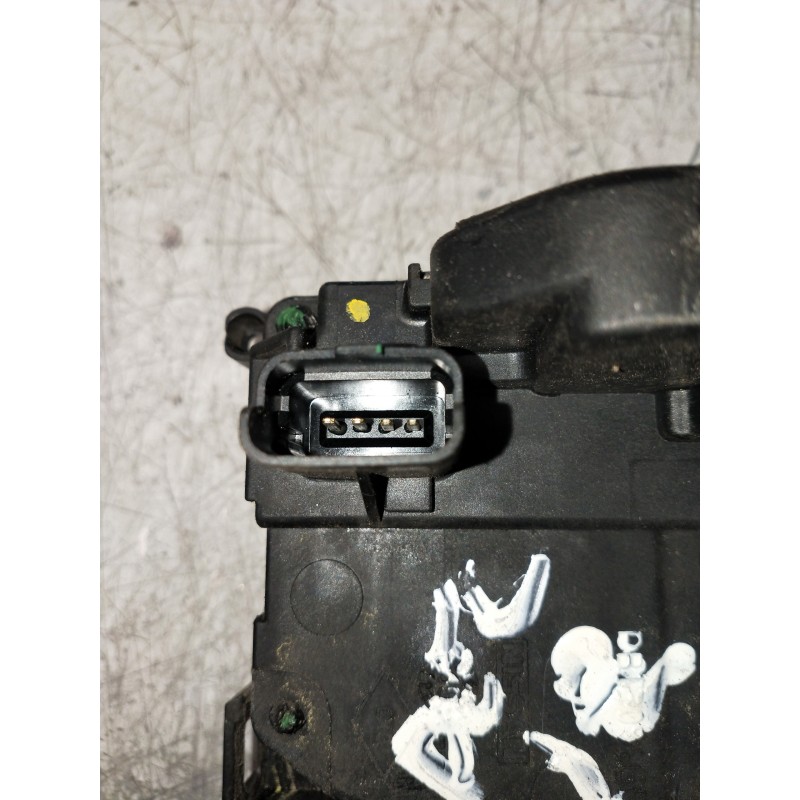 Recambio de motor cierre centralizado delantero derecho para renault megane iii sport tourer dynamique referencia OEM IAM   5P