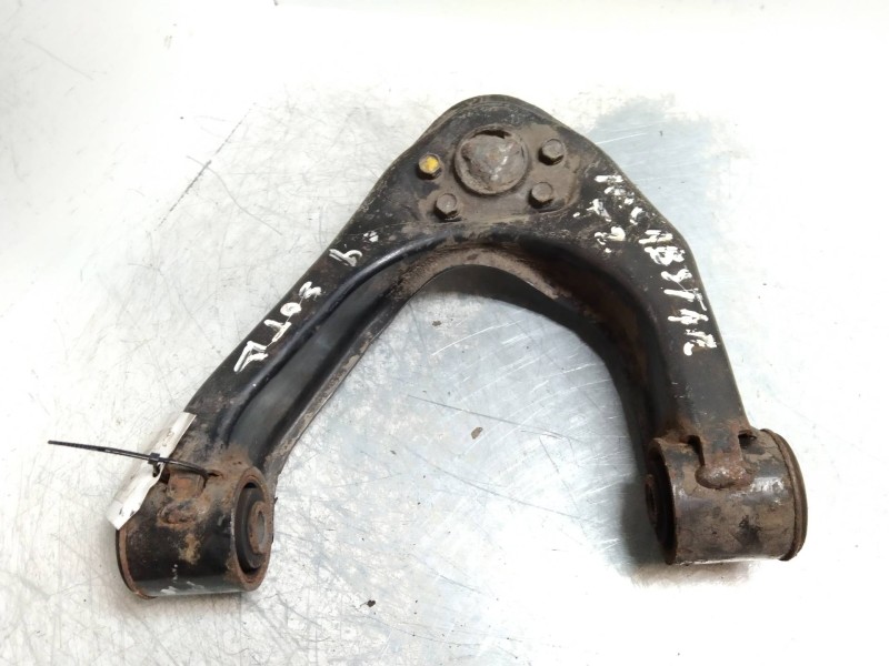 Recambio de brazo suspension superior delantero derecho para nissan cabstar e 3.0 d referencia OEM IAM   