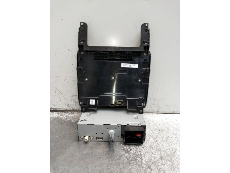 Recambio de sistema audio / radio cd para citroen c4 lim. collection referencia OEM IAM 9666027477 9801189780 