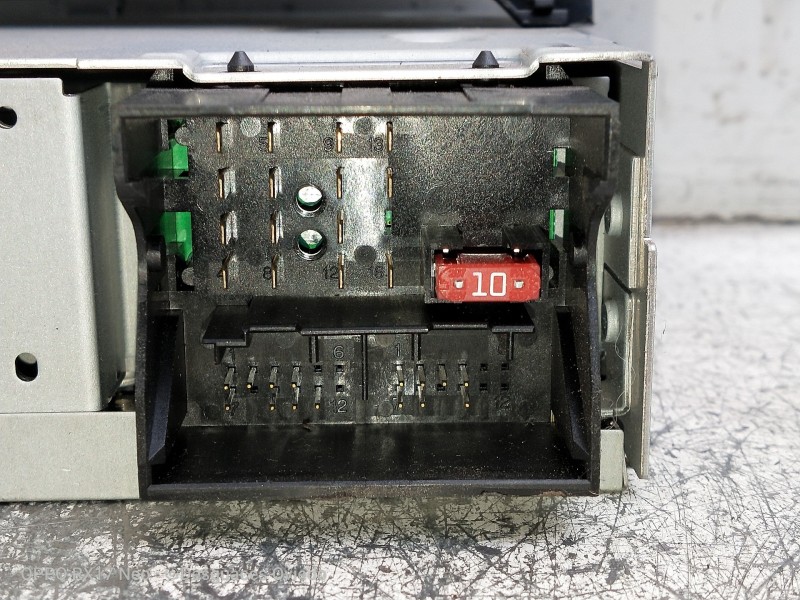 Recambio de sistema audio / radio cd para citroen c4 lim. collection referencia OEM IAM 9666027477 9801189780 