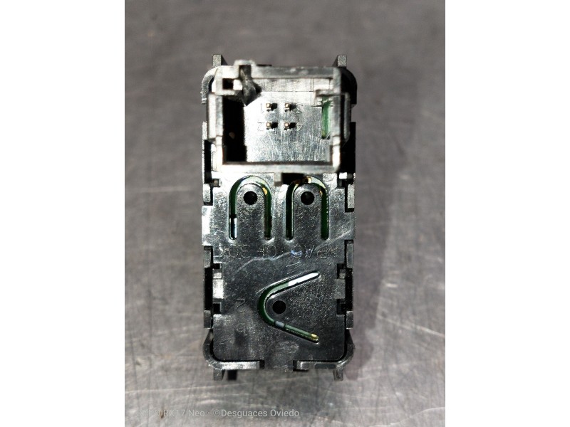 Recambio de mando elevalunas trasero derecho para citroen c4 lim. collection referencia OEM IAM 96657926XT 529076433 5P