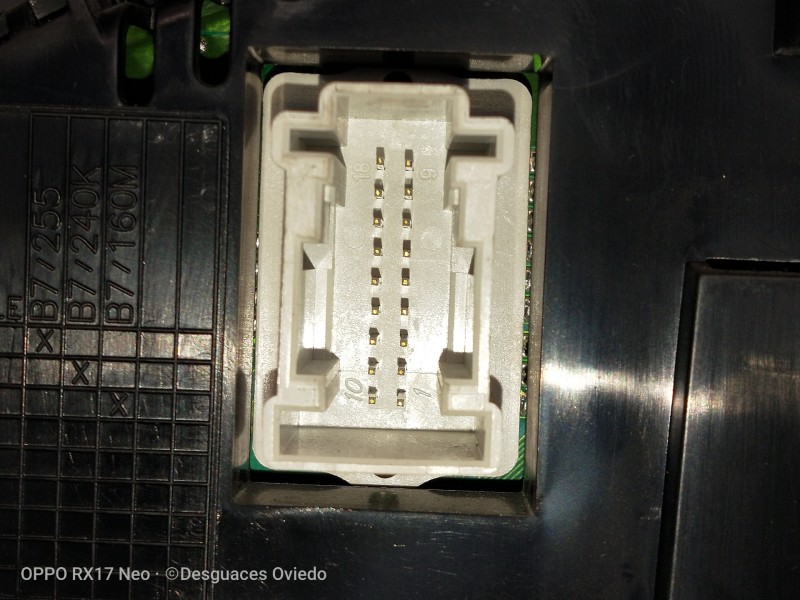 Recambio de cuadro instrumentos para citroen c4 lim. collection referencia OEM IAM 9676962980  