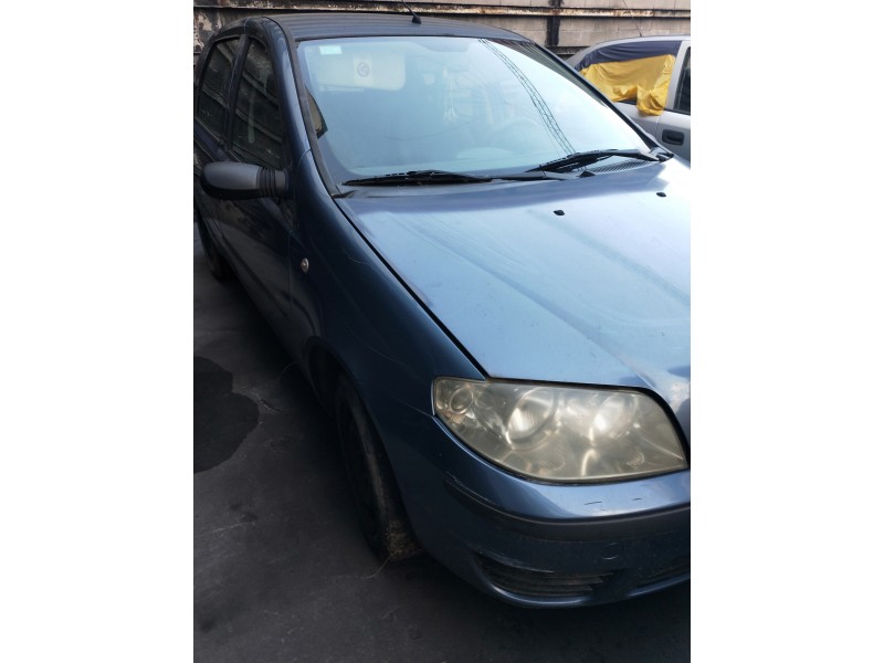 fiat punto berlina (188) del año 2004