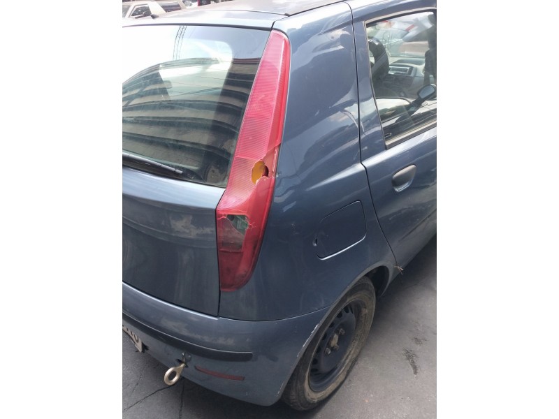 fiat punto berlina (188) del año 2004