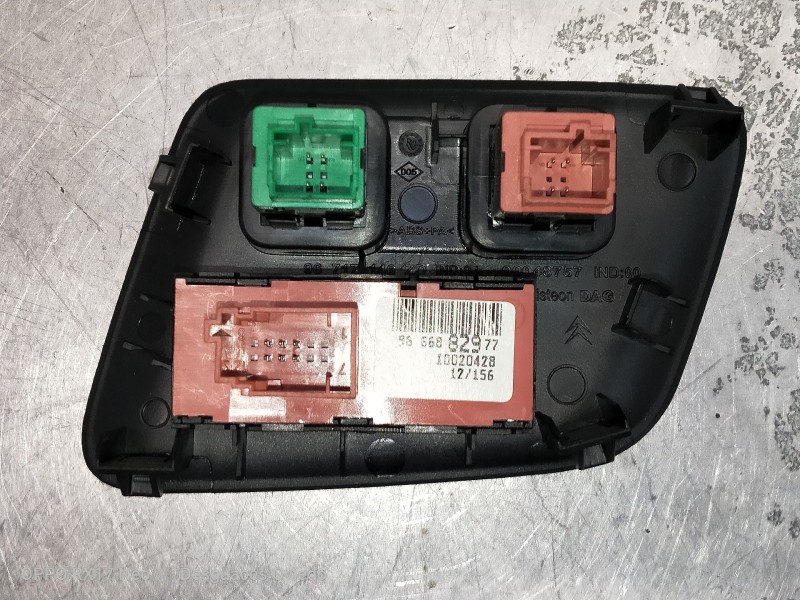 Recambio de mando multifuncion para citroen c4 lim. collection referencia OEM IAM 9666882977 10020428 