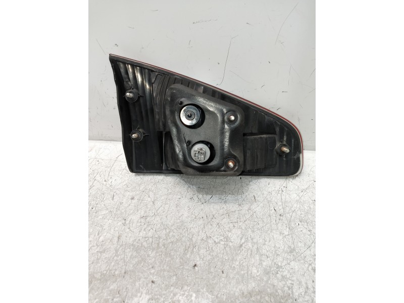 Recambio de piloto trasero izquierdo para subaru tribeca b9 classic referencia OEM IAM   