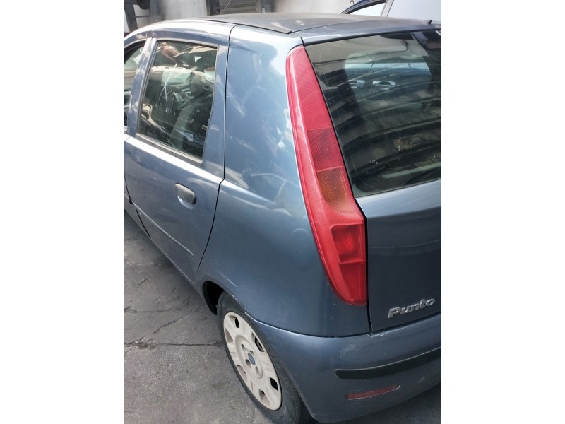 fiat punto berlina (188) del año 2004