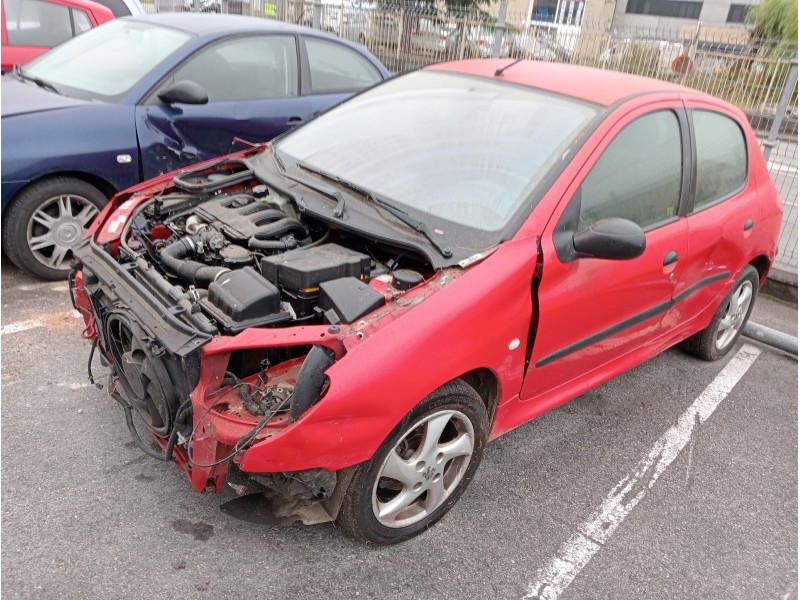 peugeot 206 berlina del año 2002