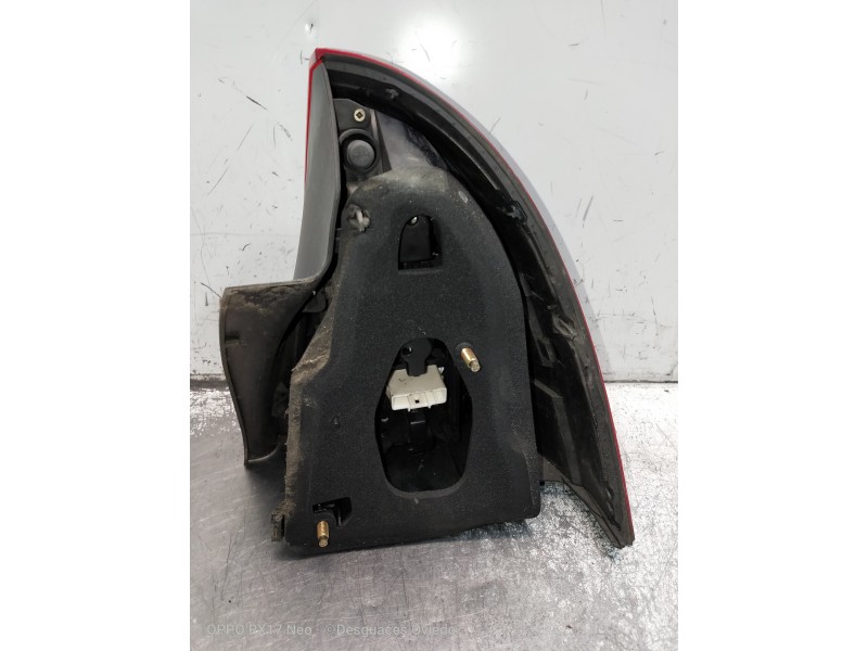 Recambio de piloto trasero izquierdo para citroen c5 berlina lx (e) referencia OEM IAM 89032697 VER FOTOS ROTO POR DENTRO