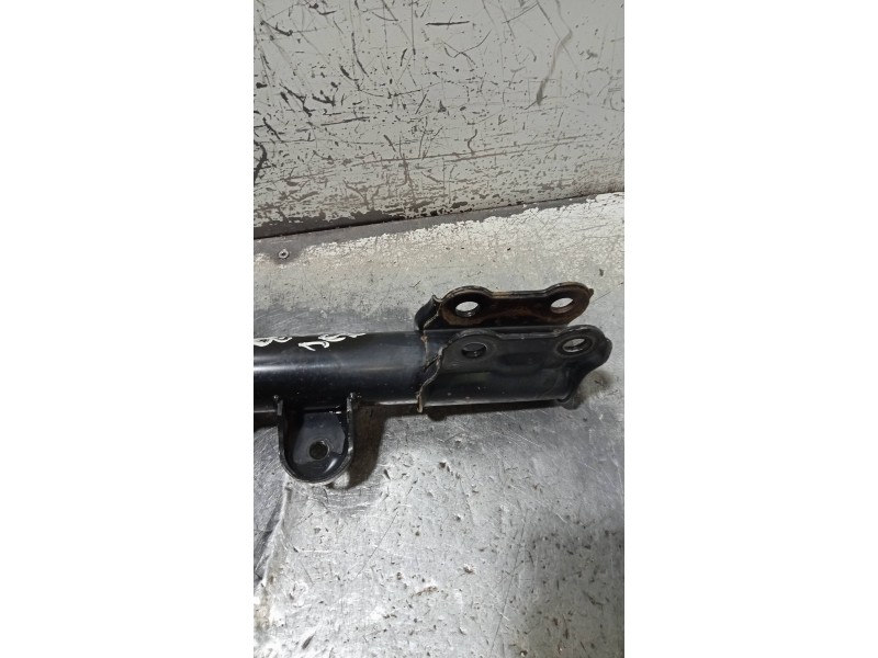 Recambio de amortiguador delantero derecho para ssangyong tivoli 1.6 turbodiesel cat referencia OEM IAM 44320235100  