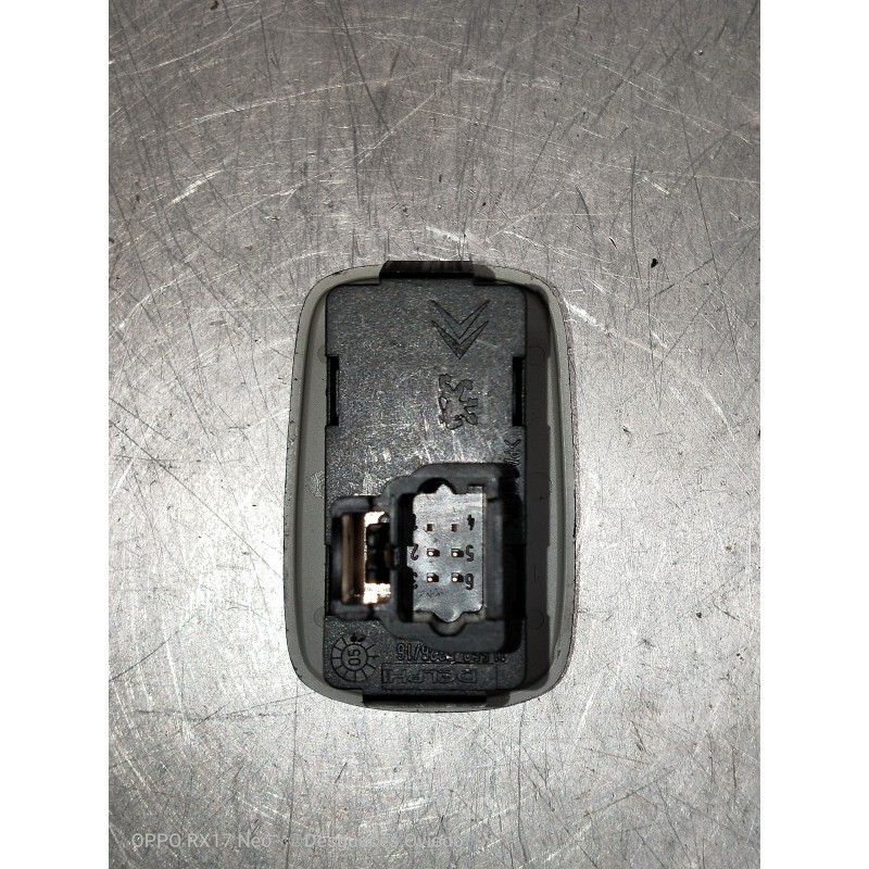 Recambio de mando elevalunas delantero derecho para citroen c5 berlina lx (e) referencia OEM IAM 96515962 180405 5P