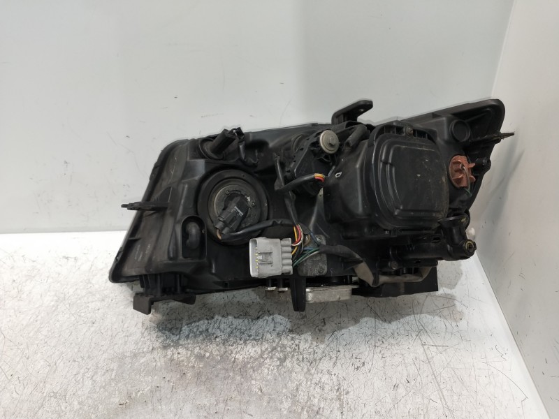 Recambio de faro derecho para subaru tribeca b9 classic referencia OEM IAM 5DV00900000  XENÓN