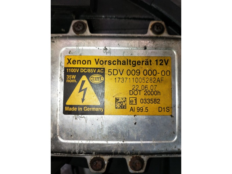 Recambio de faro derecho para subaru tribeca b9 classic referencia OEM IAM 5DV00900000  XENÓN