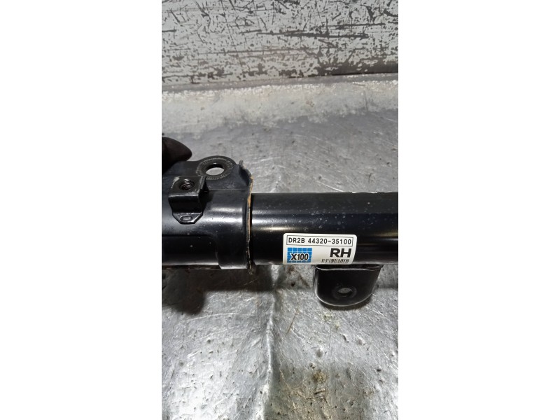 Recambio de amortiguador delantero derecho para ssangyong tivoli 1.6 turbodiesel cat referencia OEM IAM 44320235100  