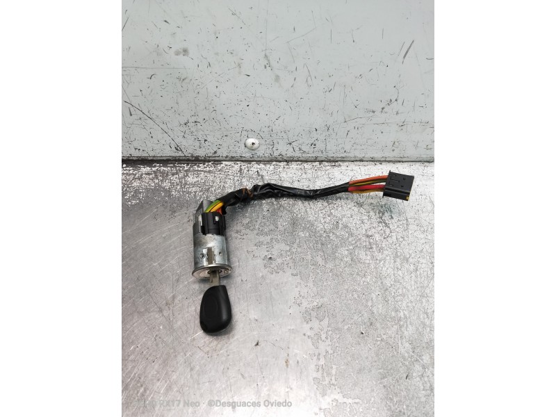 Recambio de conmutador de arranque para renault clio ii fase ii (b/cb0) authentique referencia OEM IAM   