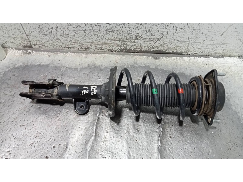 Recambio de amortiguador delantero izquierdo para ssangyong tivoli 1.6 turbodiesel cat referencia OEM IAM 4431035100  