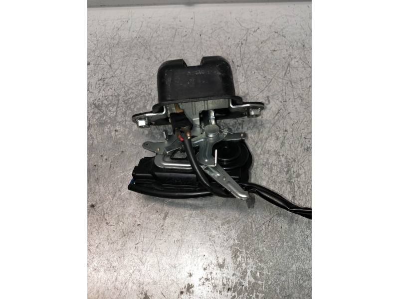 Recambio de motor cierre centralizado porton para subaru tribeca b9 classic referencia OEM IAM   5P