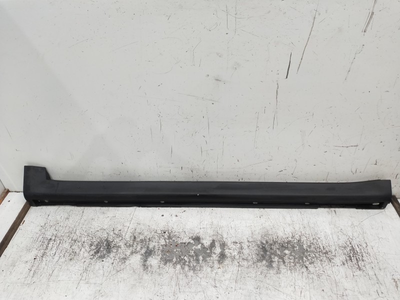 Recambio de faldon lateral para subaru tribeca b9 classic referencia OEM IAM   IZQUIERDO