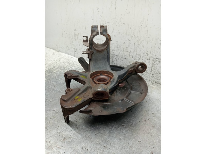 Recambio de mangueta delantera derecha para volkswagen polo (9n3) advance referencia OEM IAM   