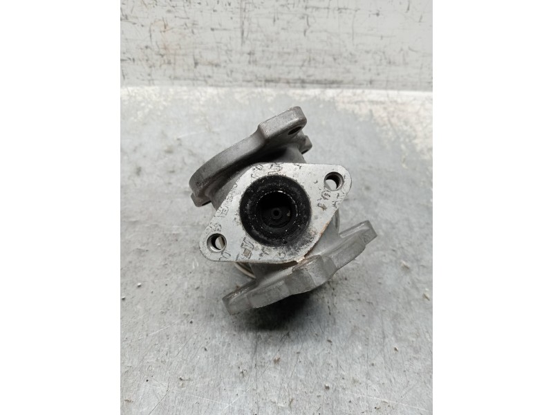 Recambio de valvula egr para volkswagen polo (9n3) advance referencia OEM IAM 045129637A  