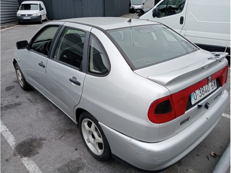 seat cordoba berlina (6k2) del año 1997