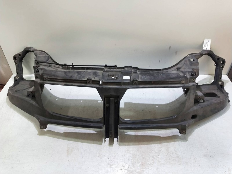 Recambio de panel frontal para renault mascott fg 120. 35/55/65 cabina individual referencia OEM IAM   