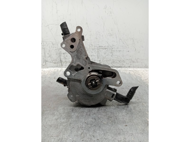 Recambio de depresor freno / bomba vacio para volkswagen polo (9n3) advance referencia OEM IAM   