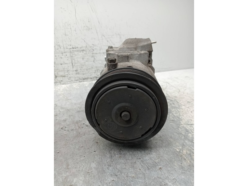 Recambio de compresor aire acondicionado para volkswagen polo (9n3) advance referencia OEM IAM 4471908895 6Q0820808D 